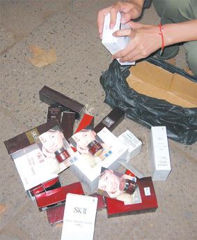 揭開“低價(jià)高端化妝品”的騙局 從誘惑到落荒而逃的真相